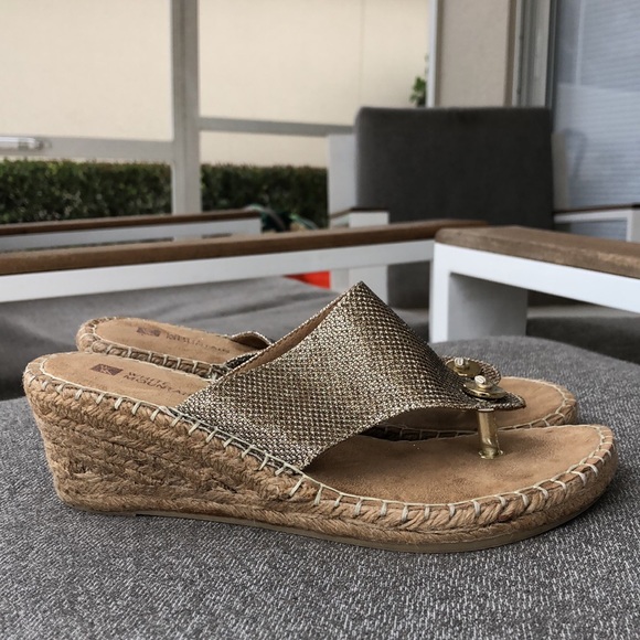 Worn once! - WHITE MOUNTAIN ‘Beachball’ Women's Wedge Sandals - Picture 2 of 12